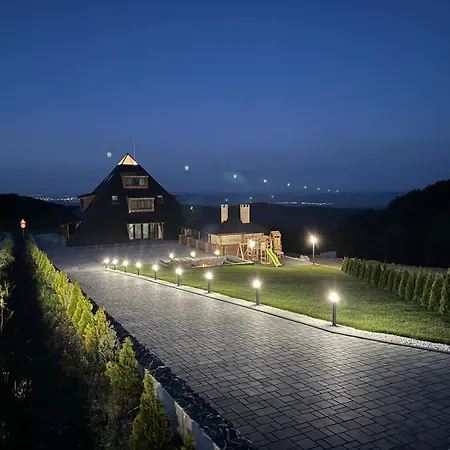 Pyramids Haven Lodge